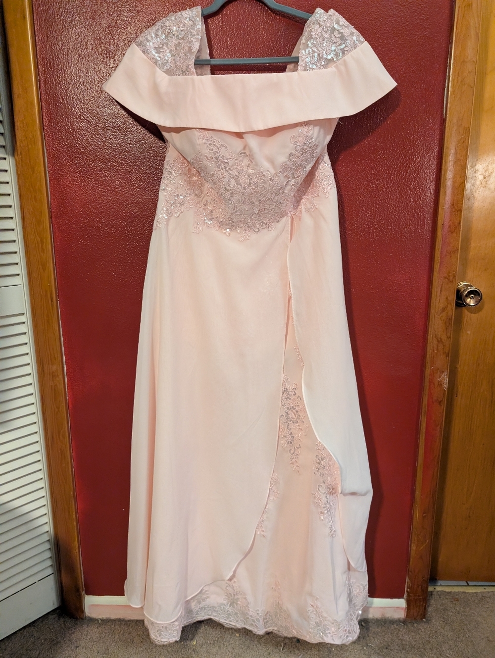 Baby Pink Off-Shoulder Lace Maxi Dress